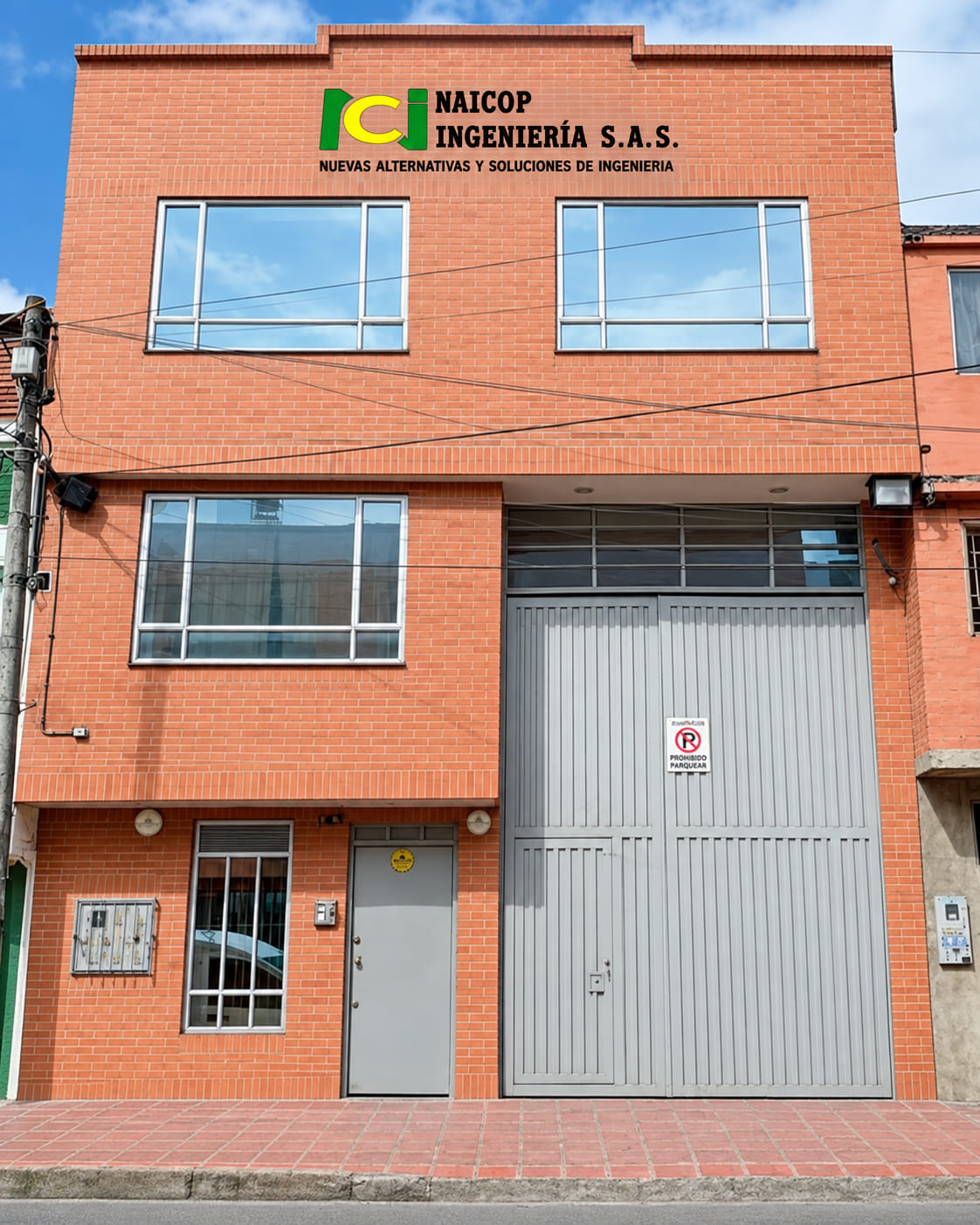 Frente exterior de la empresa